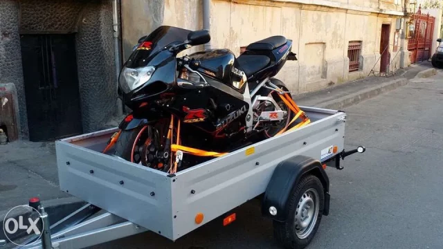 REMORCA DE ÎNCHIRIAT